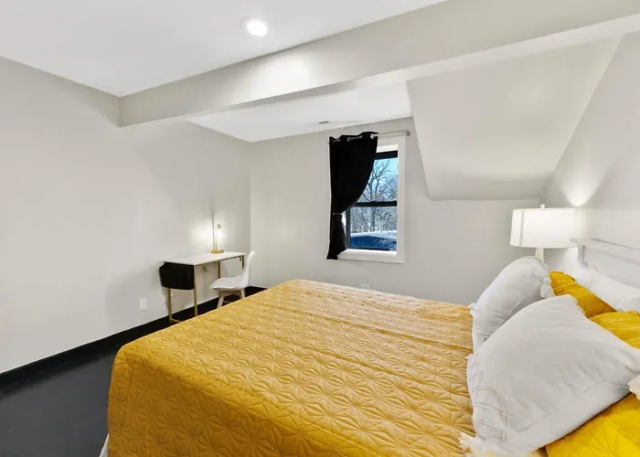 Randolph Hotel Fox Lake