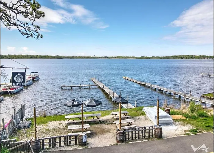 Hotel Randolph Fox Lake